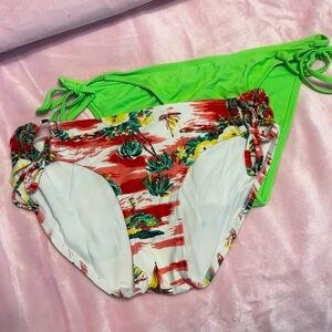 2 pair string bikini bottoms size L